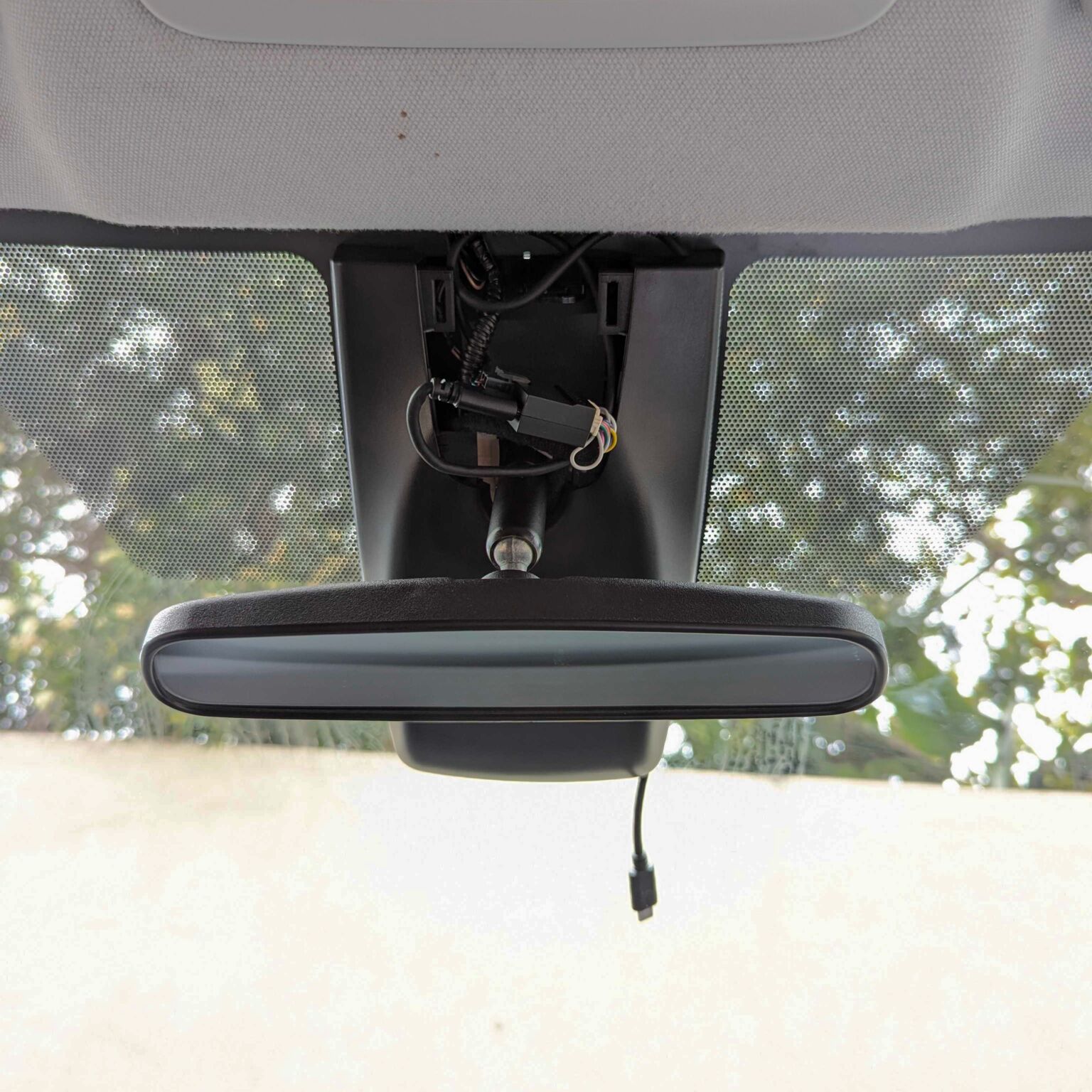 re-attach trim